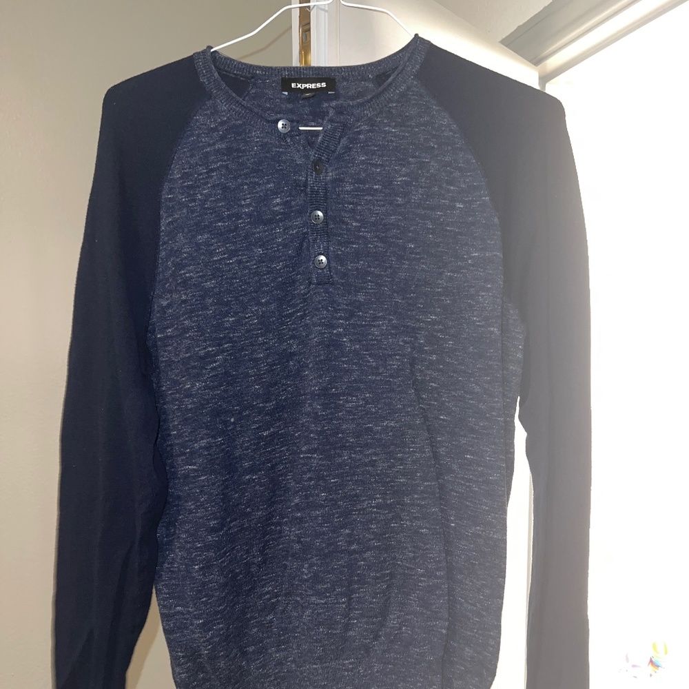 Express - Long Sleeve shirt